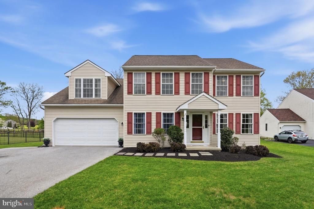 106 STONEBRIDGE LANE , DOWNINGTOWN, PA 19335