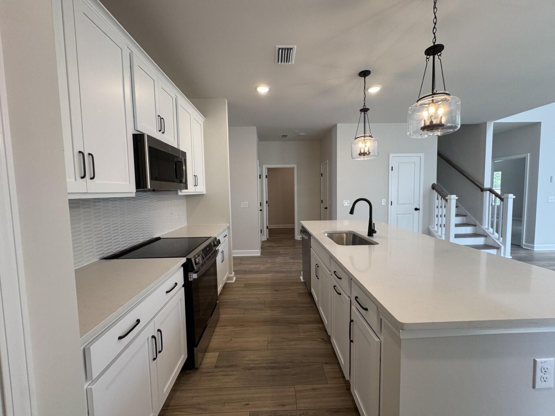 2074 Lavender Bloom Road Photo 11