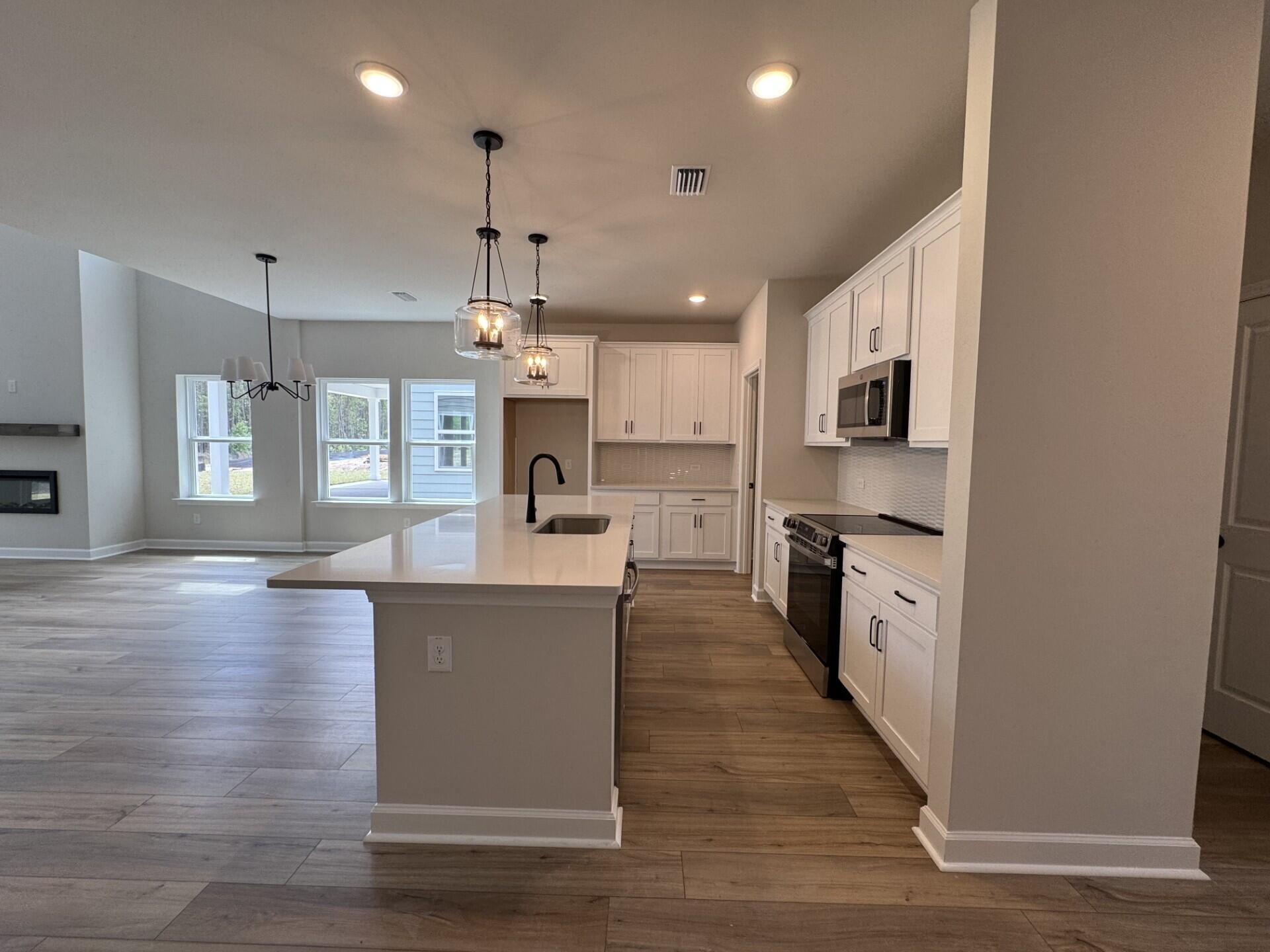 2074 Lavender Bloom Road Photo 8