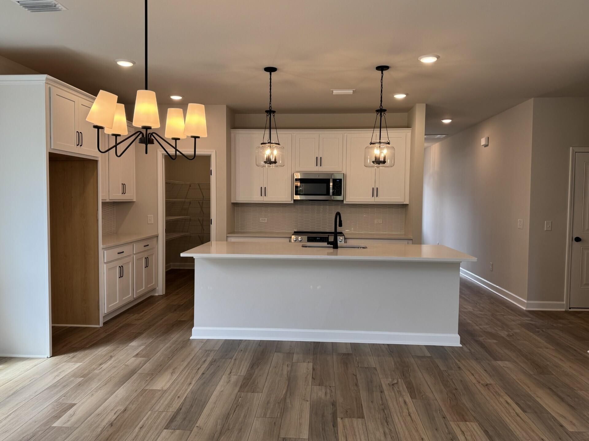 2074 Lavender Bloom Road Photo 9