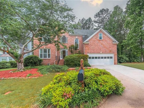 136 Championship Court, Fayetteville, GA 30215