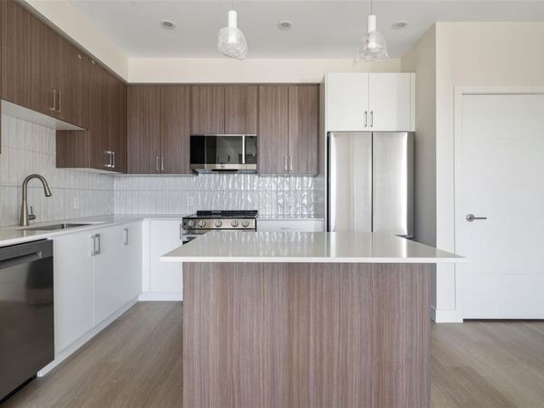 777 Station Ave, Unit #211, Langford, BC V9B 2S1