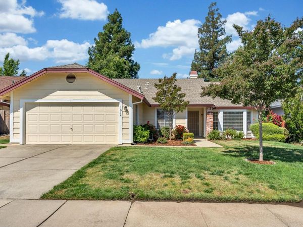 1514 Deerfield Cir, Roseville, CA 95747