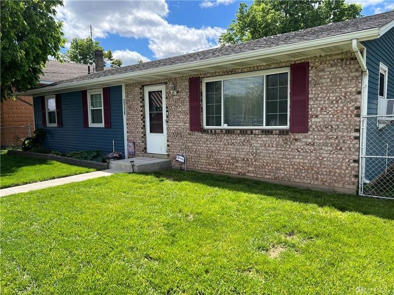 2116 Yankee Road, Middletown, OH 45044 Photo 2