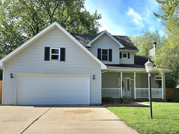503 Oakwood Drive , Chesterton, IN 46304