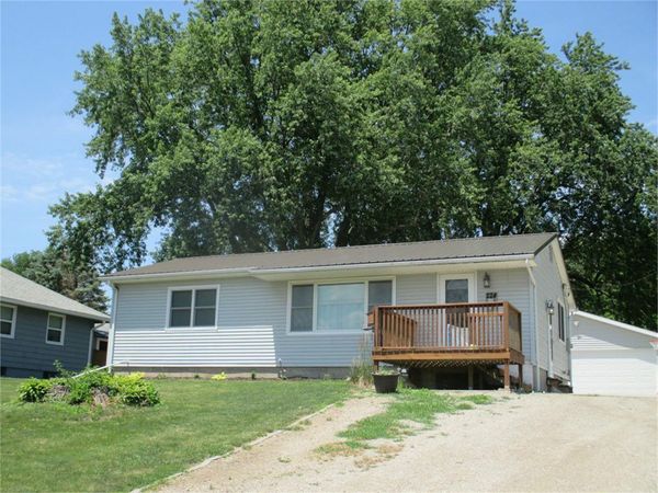 224 Linden Court, Brooklyn, IA 52211