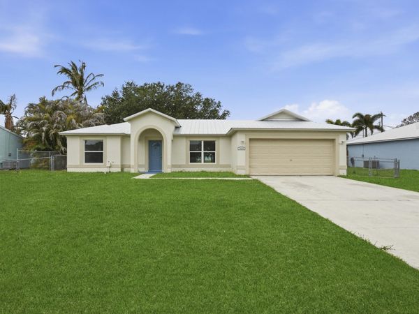 2574 SE Richmond Street, Port St. Lucie, FL 34952