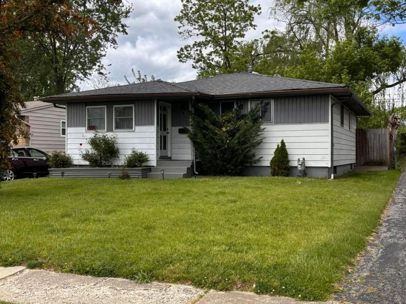 699 Holly Hill Drive , Columbus, OH 43228 Photo 1