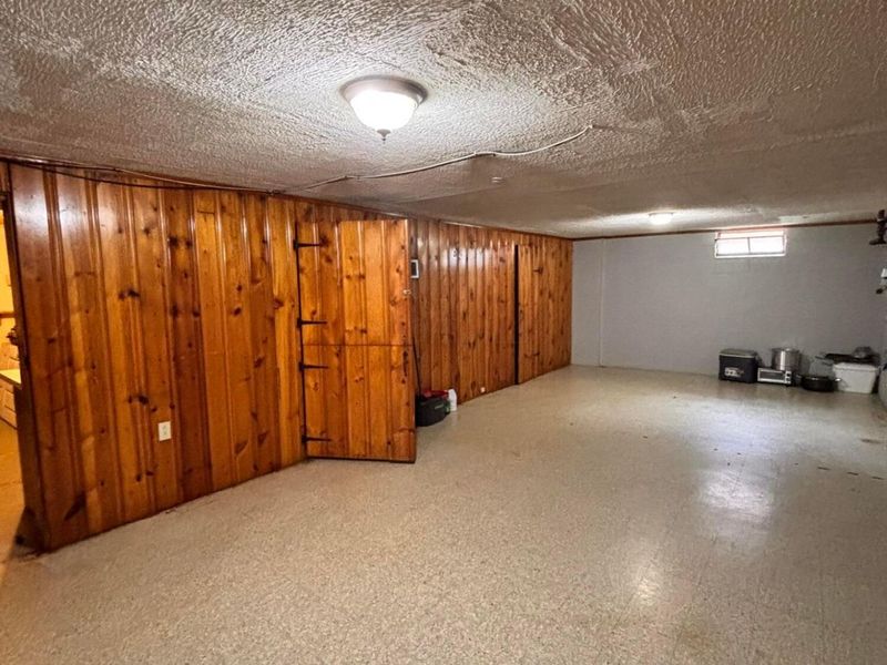 699 Holly Hill Drive , Columbus, OH 43228 Photo 39
