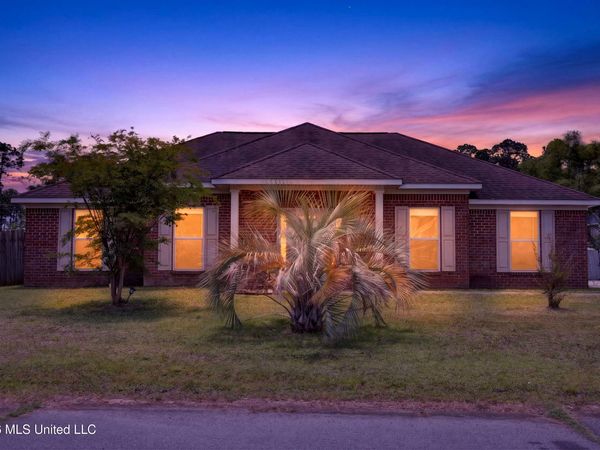 14905 Nassau Drive, Biloxi, MS 39532