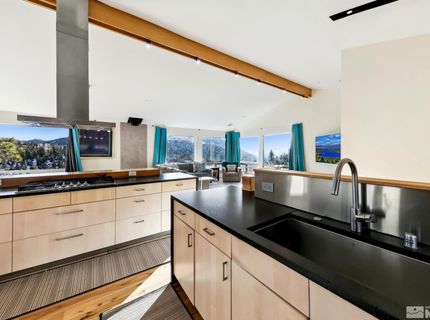 332 Barton Drive, Stateline, NV 89449 Photo