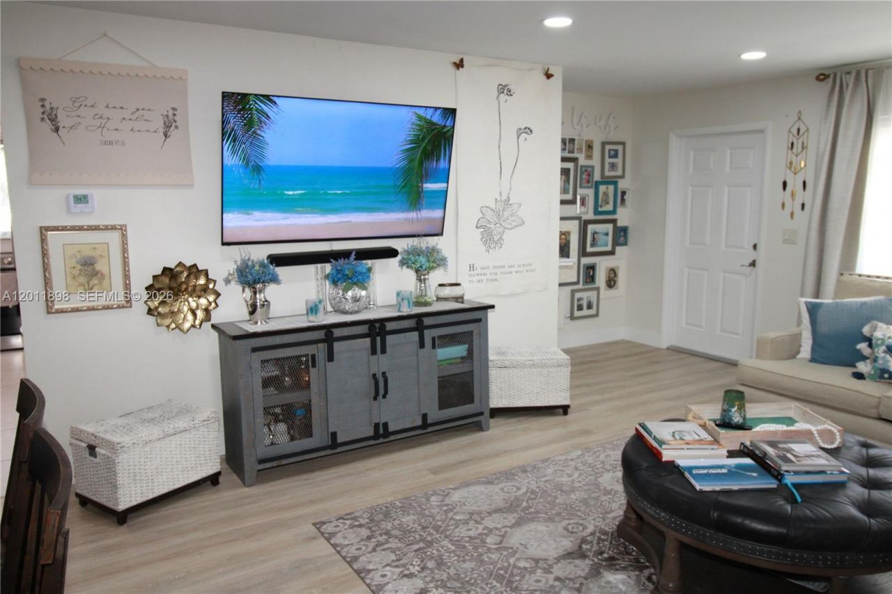 1511 Alfred Dr , Boynton Beach, FL 33426 Photo