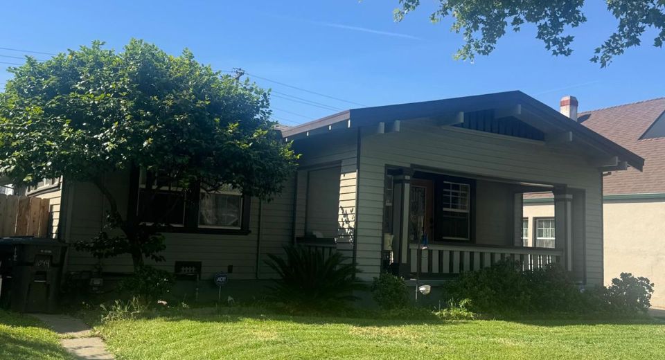 1044 W Harding Way, Stockton, CA 95203 Photo