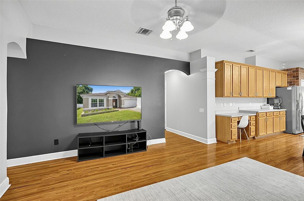 1737 Setting Sun Loop, Casselberry, FL 32707 Photo