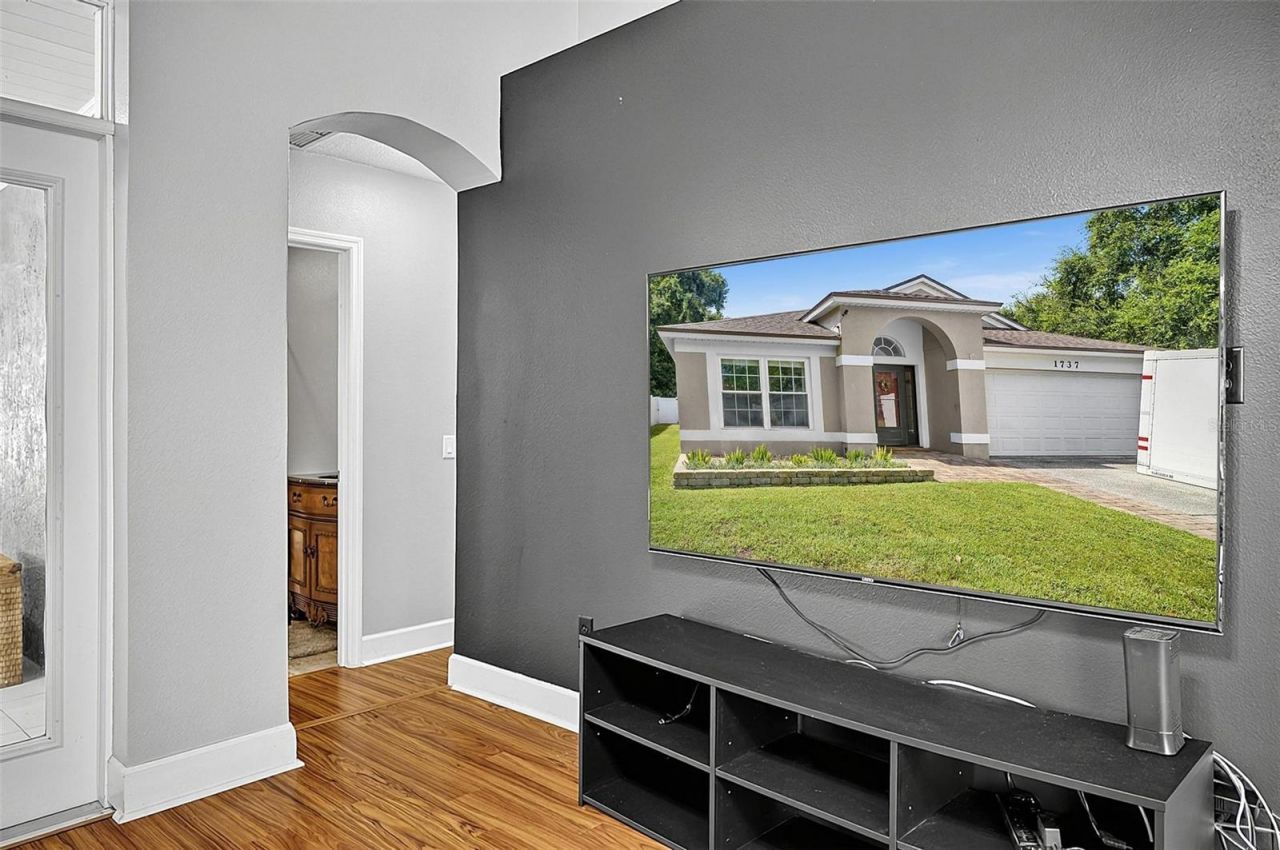 1737 Setting Sun Loop, Casselberry, FL 32707 Photo