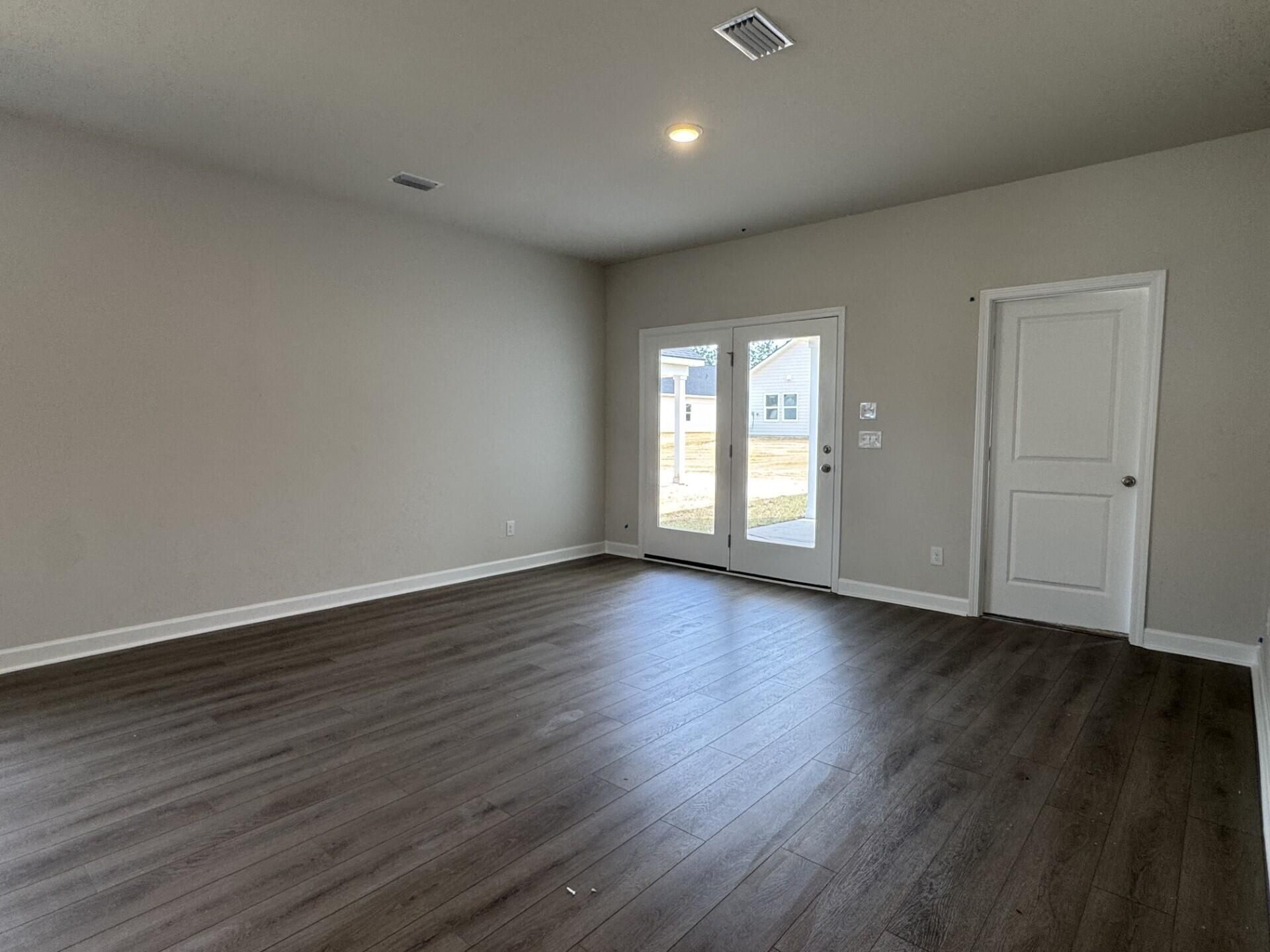 4012 Lemon Grass Lane Photo 10