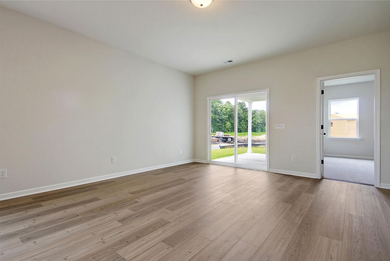 4012 Lemon Grass Lane Photo 15