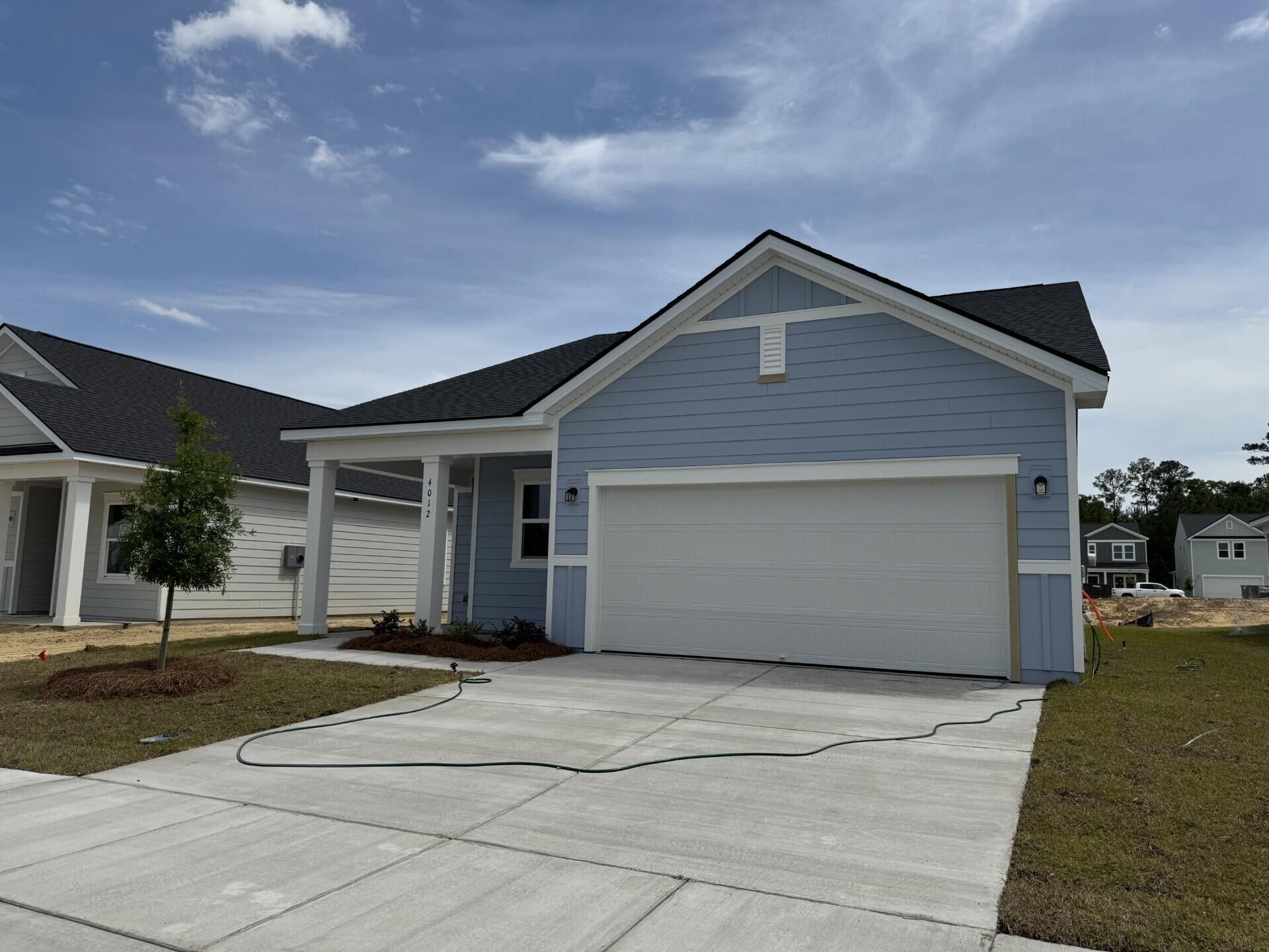 4012 Lemon Grass Lane Photo 3