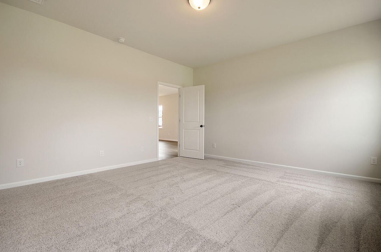 4012 Lemon Grass Lane Photo 32