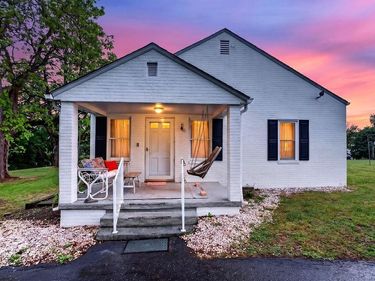 23 MONTROSE DR, FISHERSVILLE, VA 22939