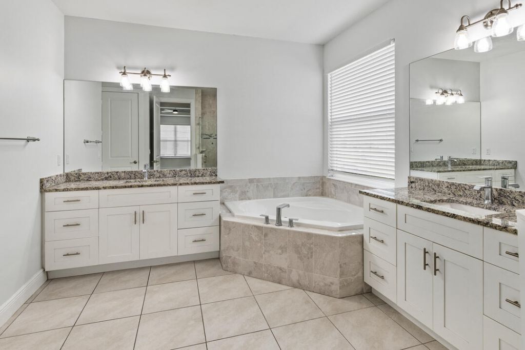 1925 SW Michelangelo Avenue, Port Saint Lucie, FL 34953 Photo
