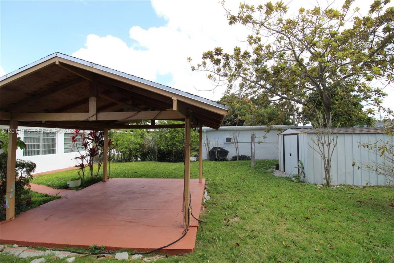5580 SW 2nd St , Unit 1, Miami, FL 33134 Photo