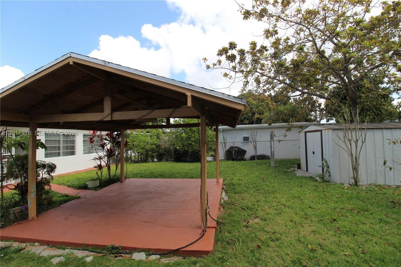 5580 SW 2nd St , Unit 1, Miami, FL 33134 Photo