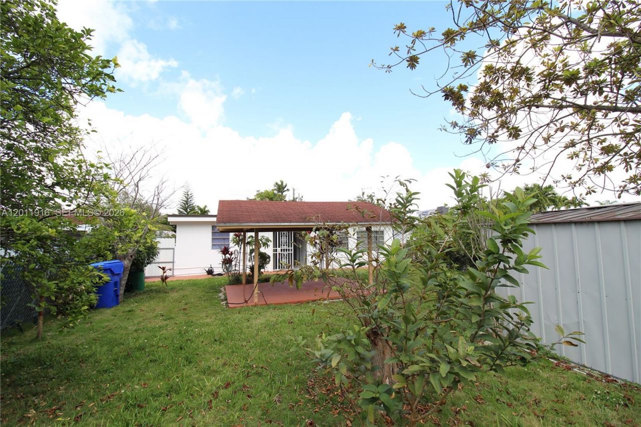 5580 SW 2nd St , Unit 1, Miami, FL 33134 Photo