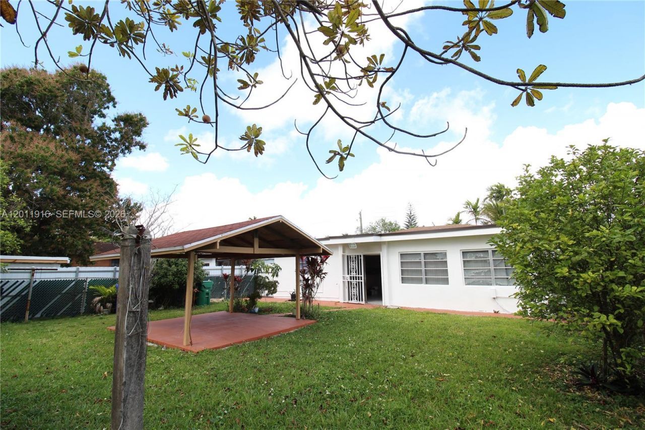 5580 SW 2nd St , Unit 1, Miami, FL 33134 Photo