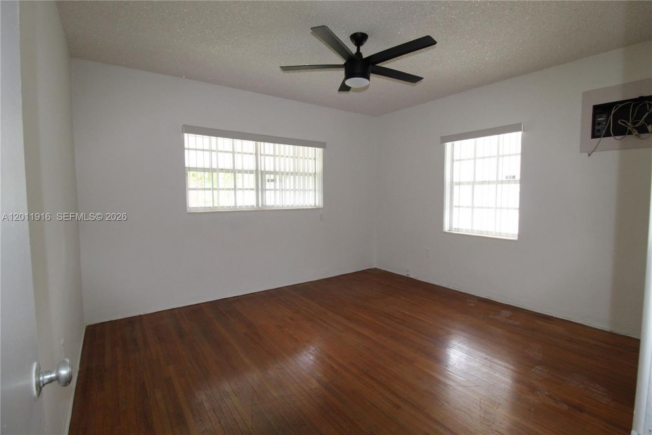 5580 SW 2nd St , Unit 1, Miami, FL 33134 Photo