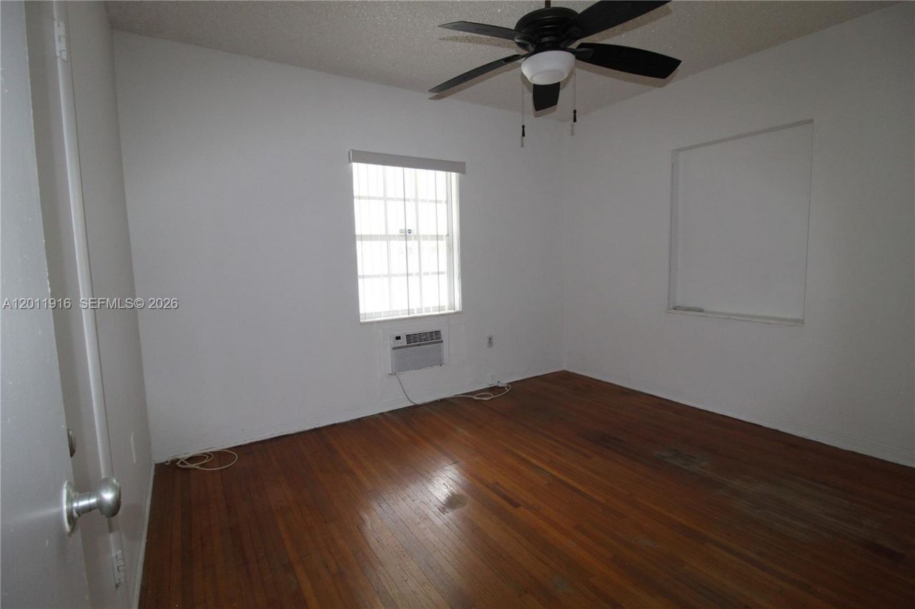 5580 SW 2nd St , Unit 1, Miami, FL 33134 Photo