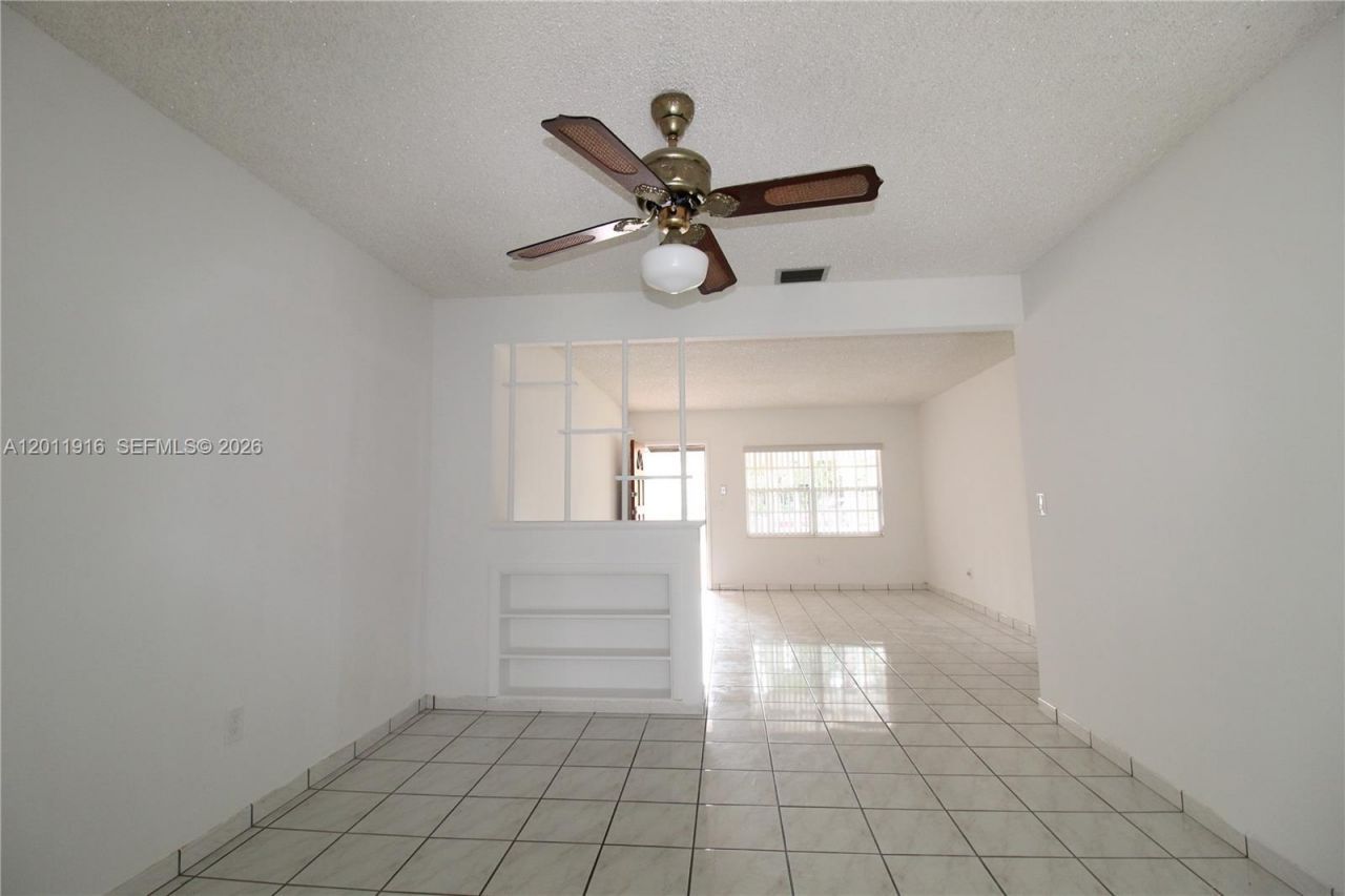 5580 SW 2nd St , Unit 1, Miami, FL 33134 Photo