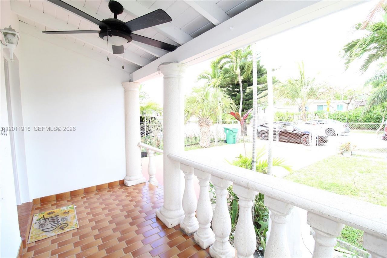 5580 SW 2nd St , Unit 1, Miami, FL 33134 Photo