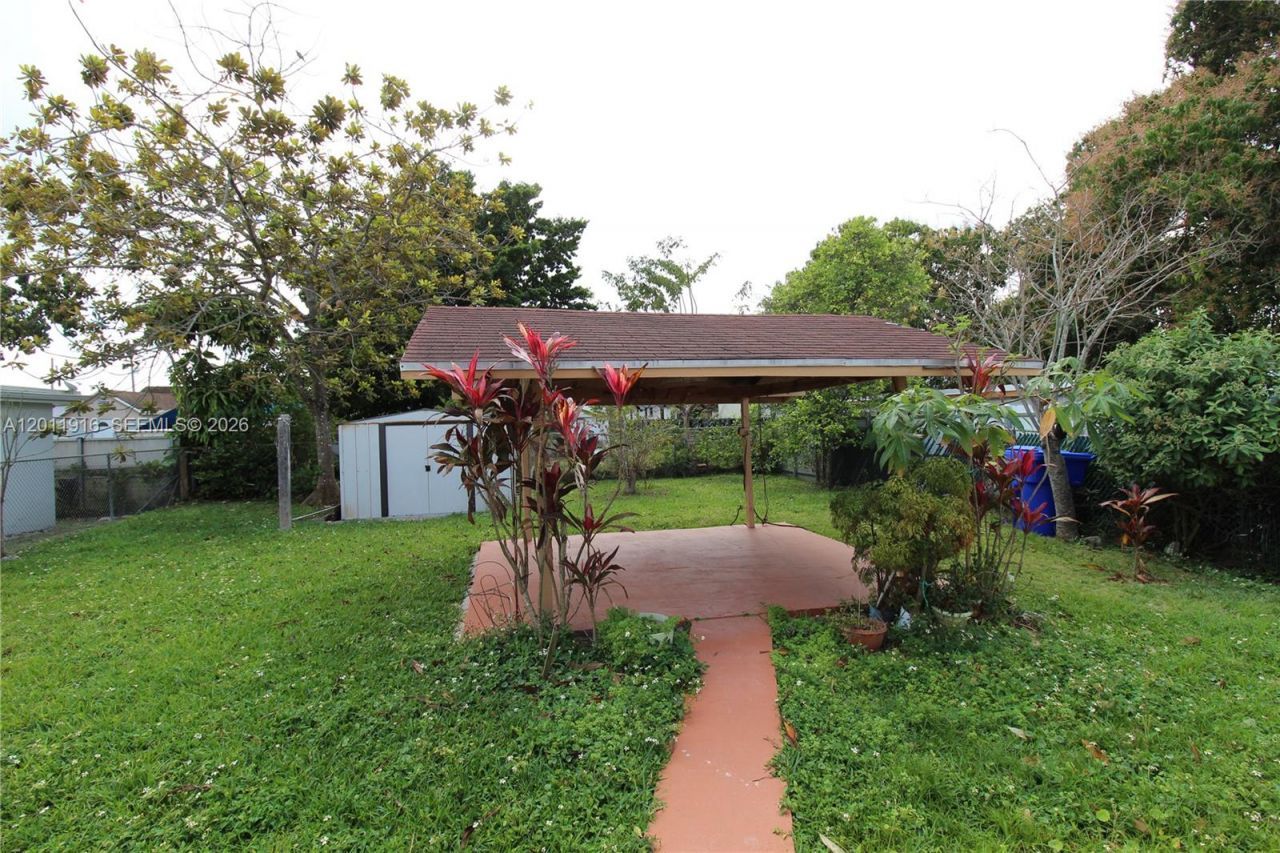 5580 SW 2nd St , Unit 1, Miami, FL 33134 Photo