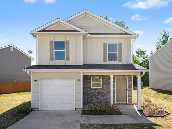 255 Dove Place , Social Circle, GA 30025