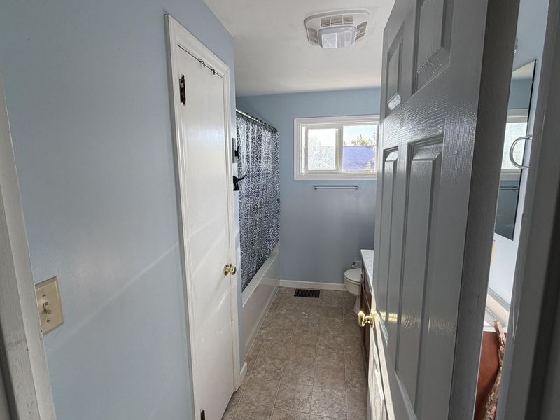 2416 Northmoor Drive, Springfield, OH 45503 Photo 16