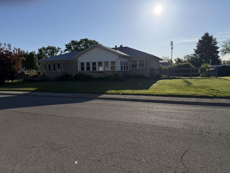 2416 Northmoor Drive, Springfield, OH 45503 Photo 2