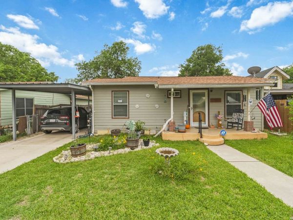 114 SMALLWOOD DR, San Antonio, TX 78210