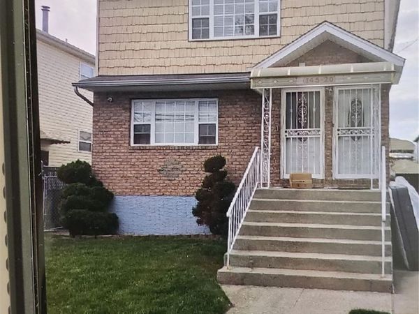 145-20 227th Street , Unit 2nd Fl, Springfield Gardens, NY 11413