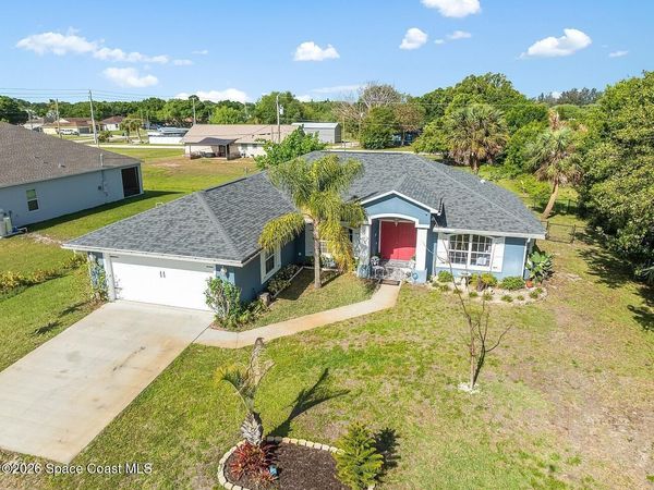 8755 91st Avenue , Vero Beach, FL 32967