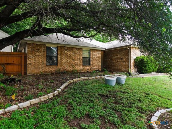 302 W Anderson Avenue, Copperas Cove, TX 76522