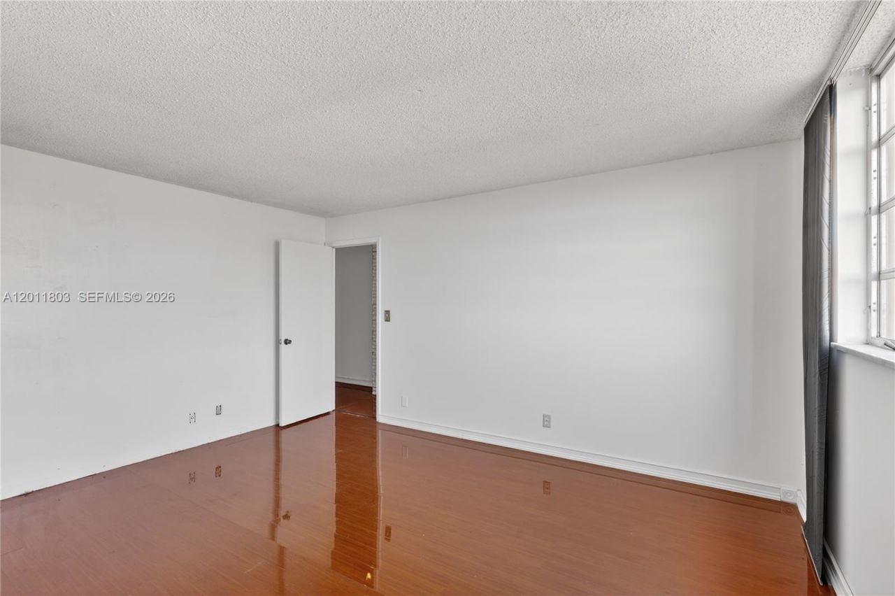 1811 Jefferson St , Unit 705, Hollywood, FL 33020 Photo
