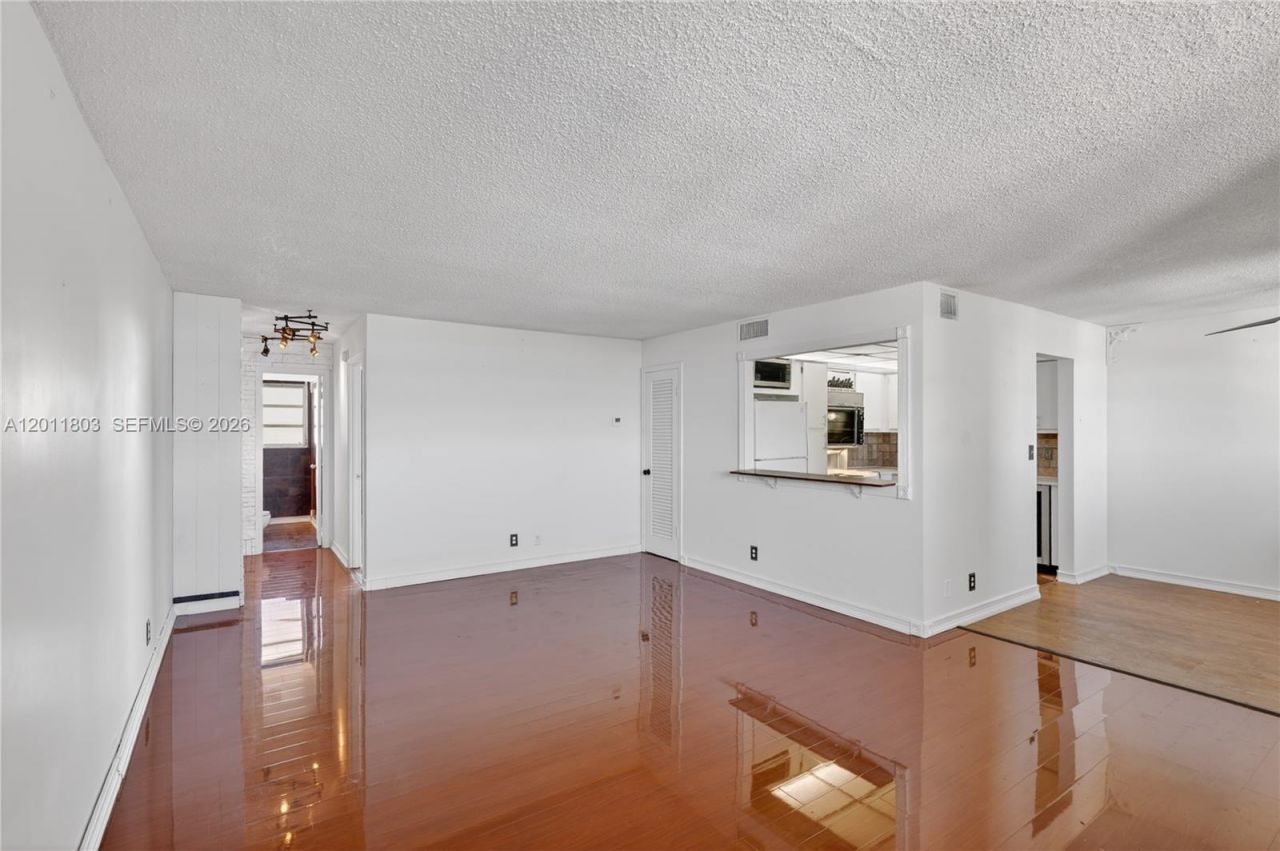 1811 Jefferson St , Unit 705, Hollywood, FL 33020 Photo