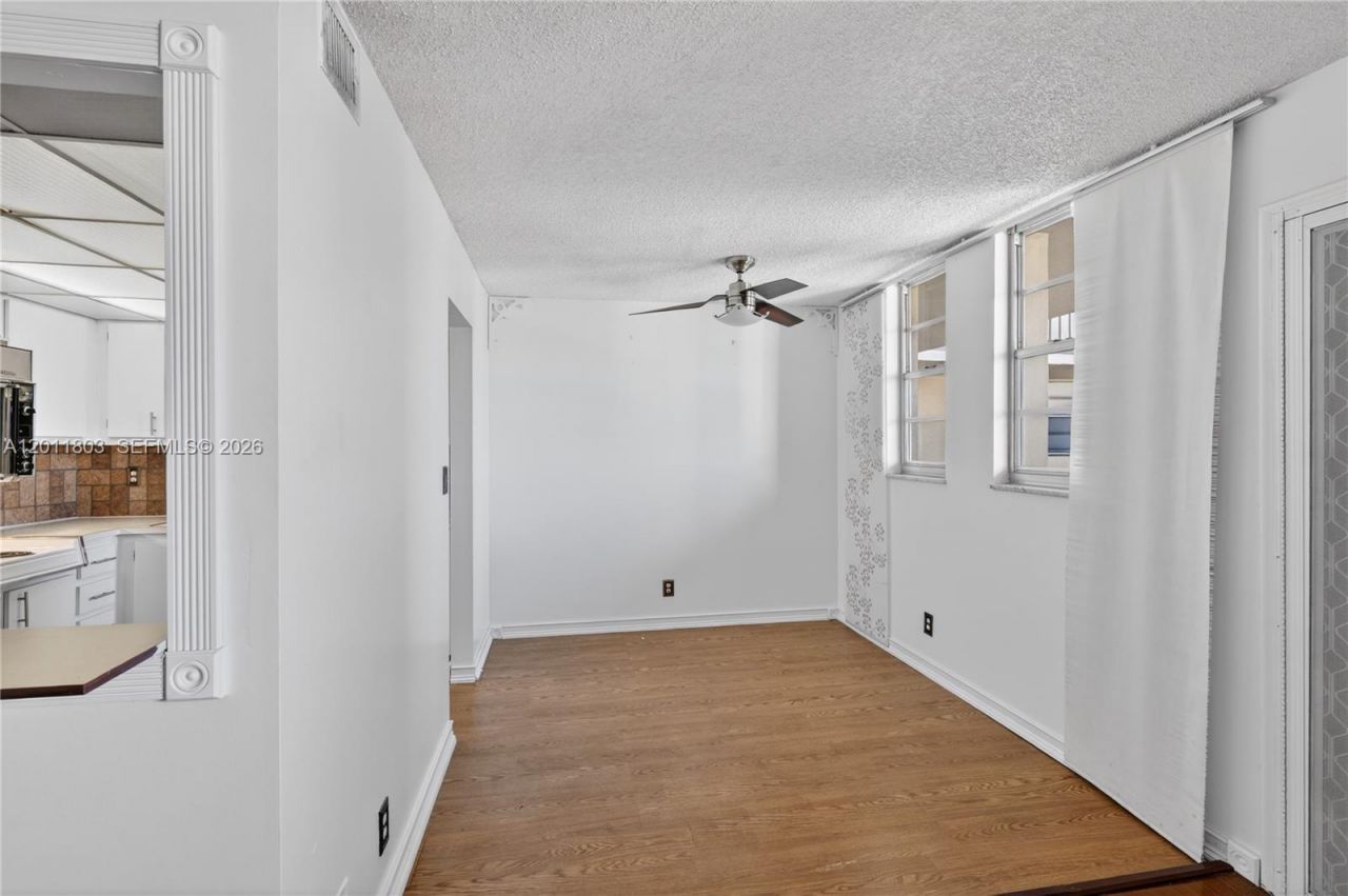 1811 Jefferson St , Unit 705, Hollywood, FL 33020 Photo