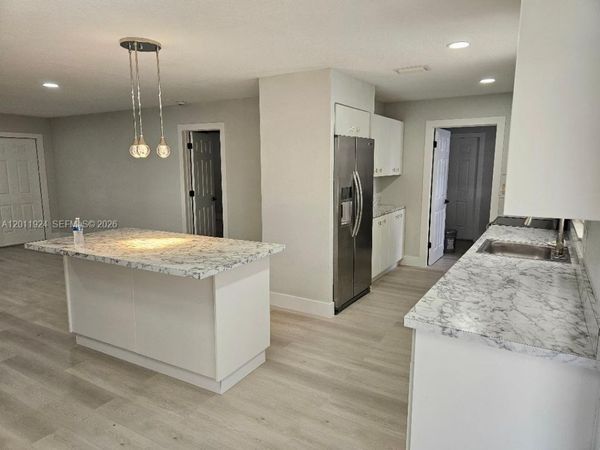1761 NW 26th Ter , Fort Lauderdale, FL 33311