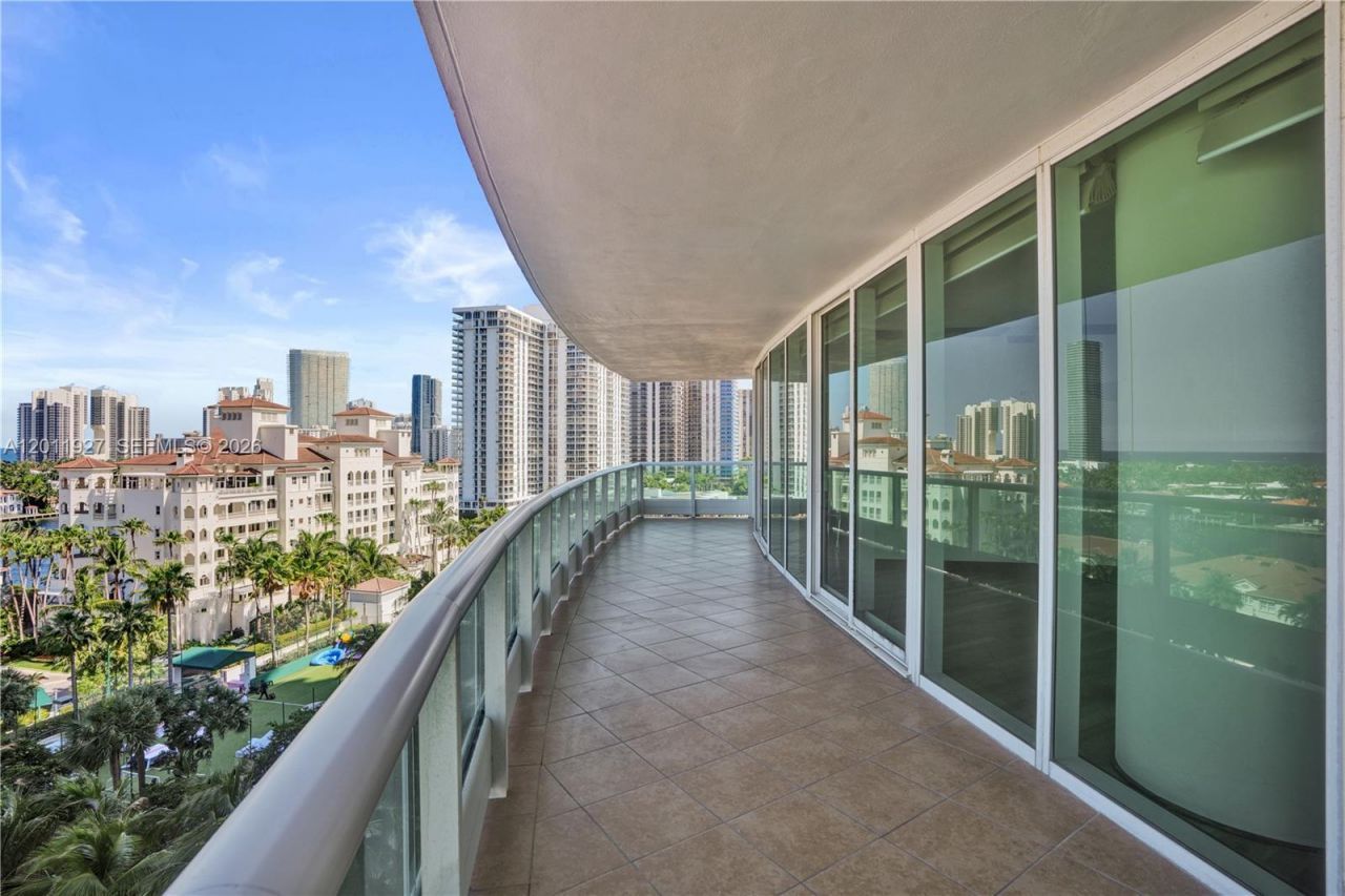 19955 NE 38th Ct, Unit 1105, Aventura, FL 33180 Photo