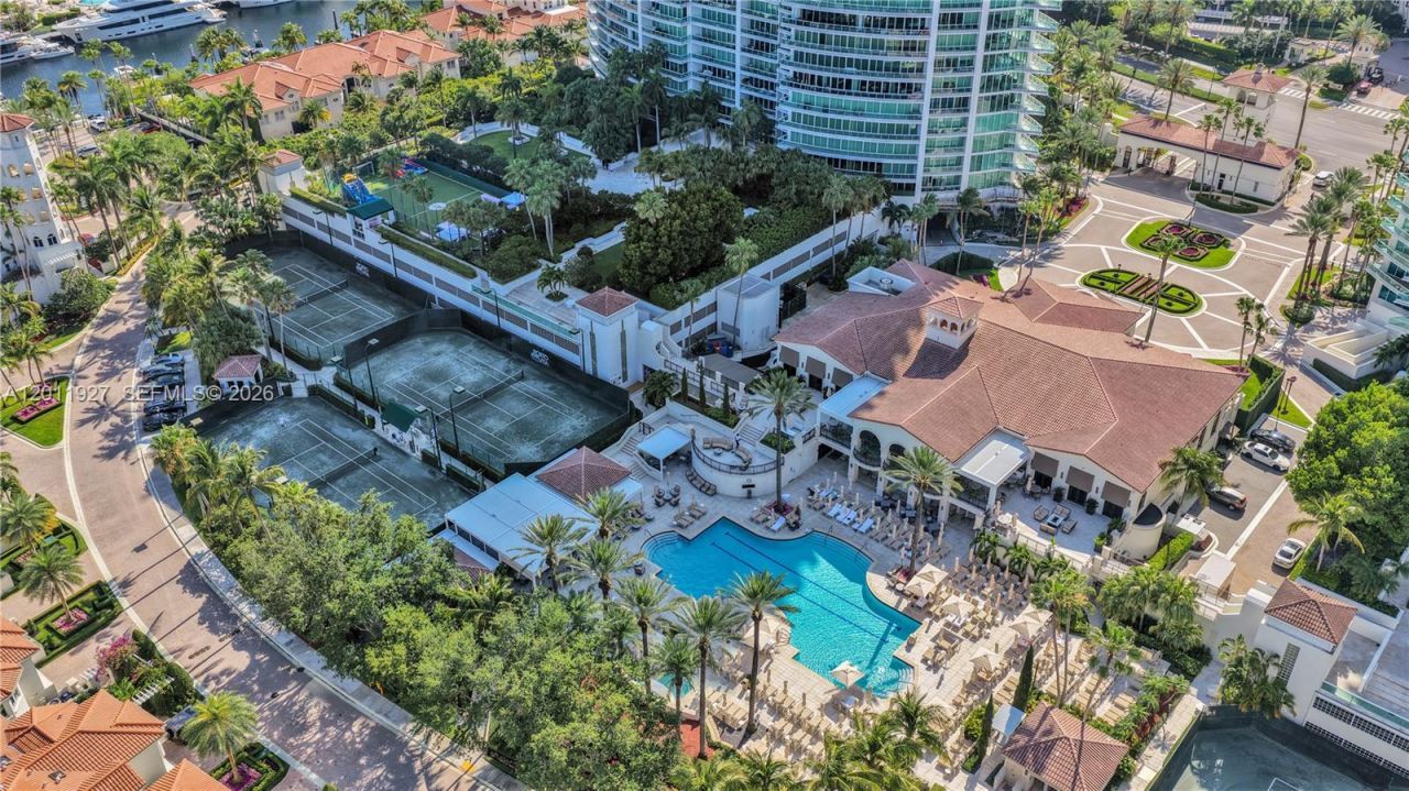 19955 NE 38th Ct, Unit 1105, Aventura, FL 33180 Photo