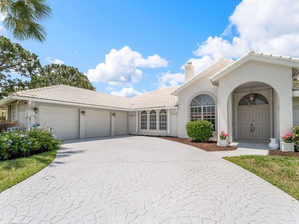 1402 SW Osprey Cove, Port St. Lucie, FL 34986