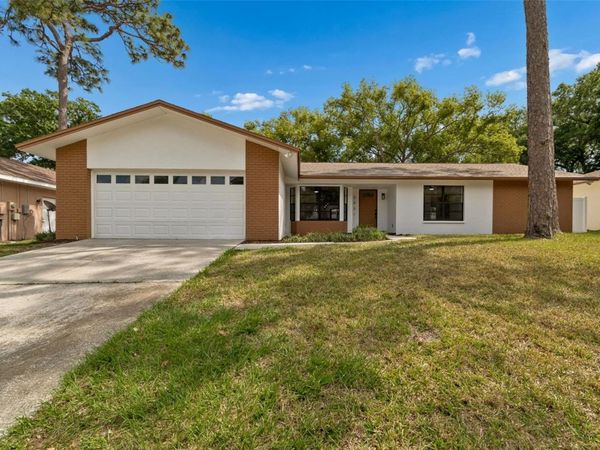 3431 DEERFIELD LANE , CLEARWATER, FL 33761