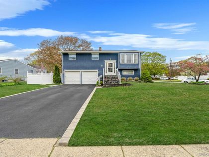 110 Stephen Road  Bayport, NY 11705